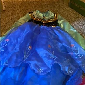 Girls Disney size 7/8dress
